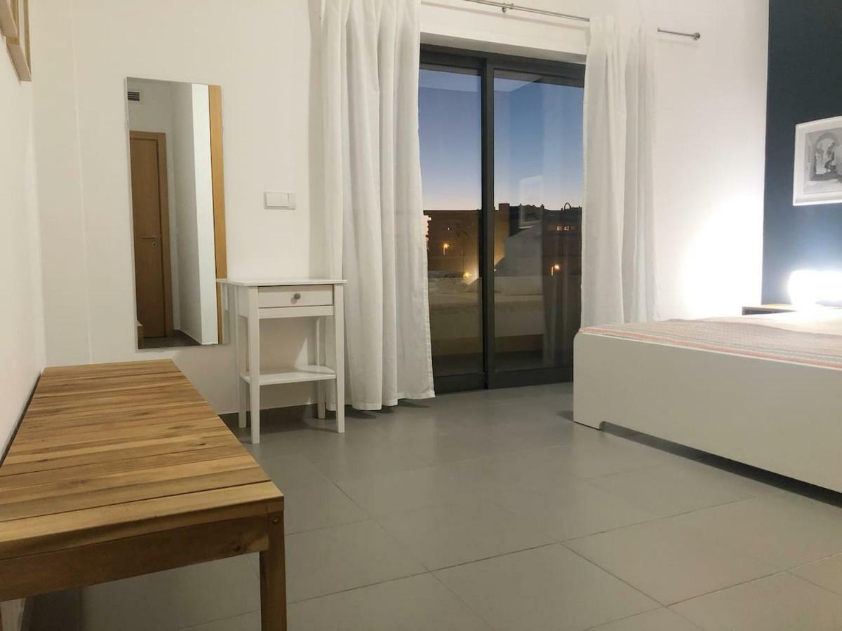 Amazing Apartment In Praia Da Rocha Portimão Extérieur photo