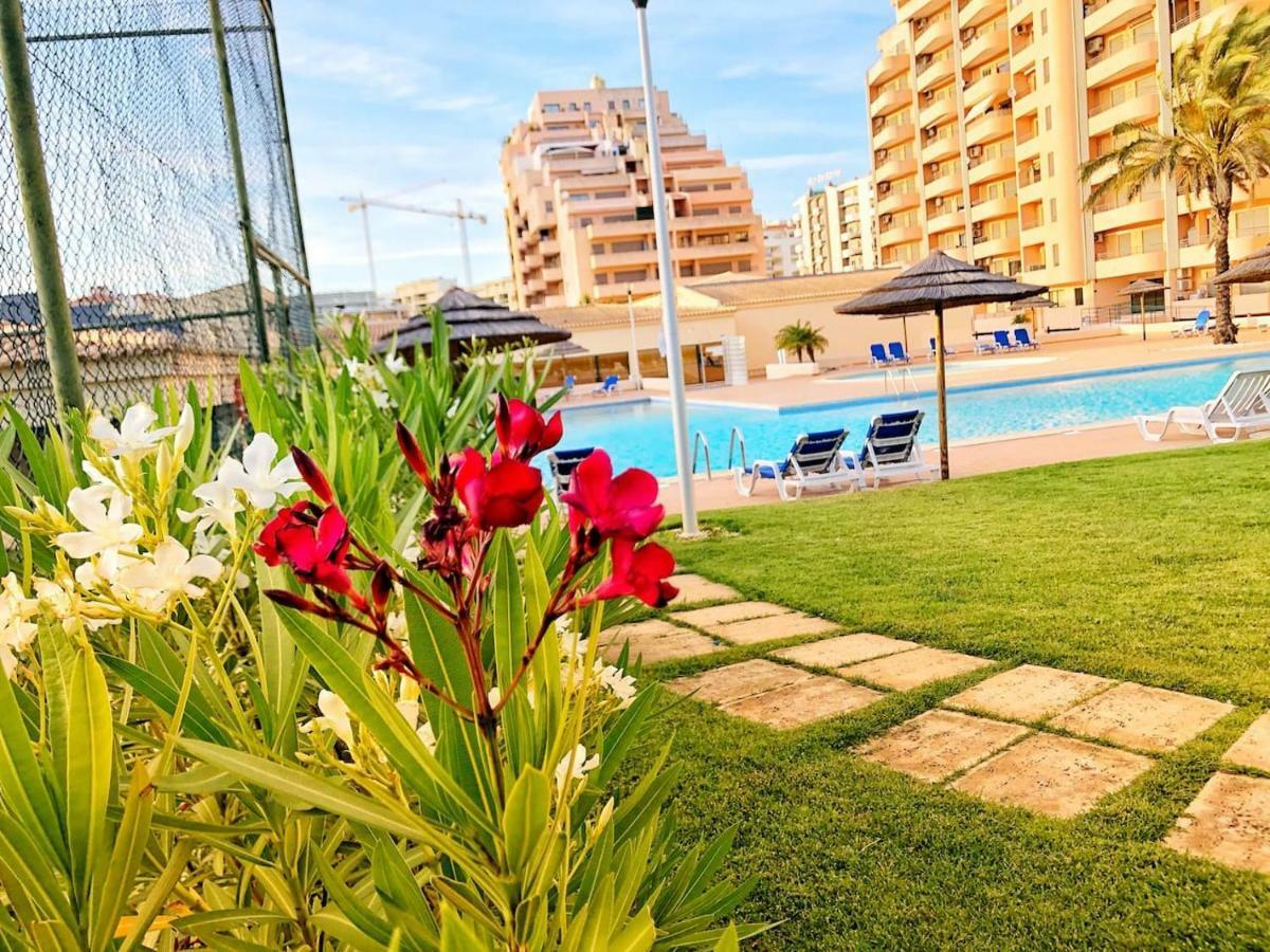 Amazing Apartment In Praia Da Rocha Portimão Extérieur photo